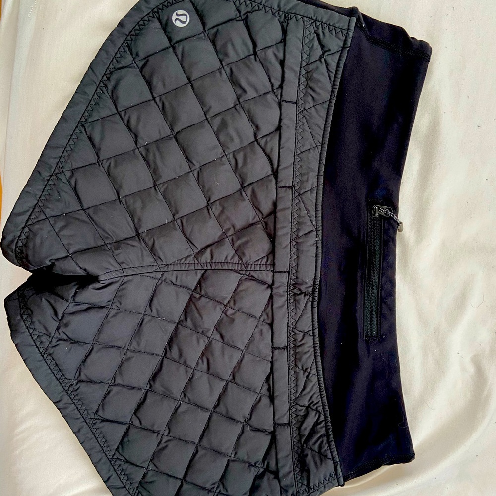 Lululemon Hot Cheeks Short
